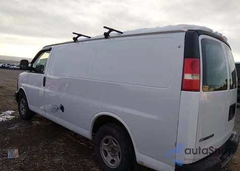 2007 Chevrolet Express Work Van z USA, uszkodzony, nr VIN 1GCFG15X671236044